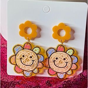 Smiley face earrings new